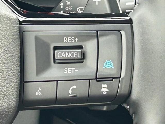 New 2026 Nissan Pathfinder Platinum FWD image 18