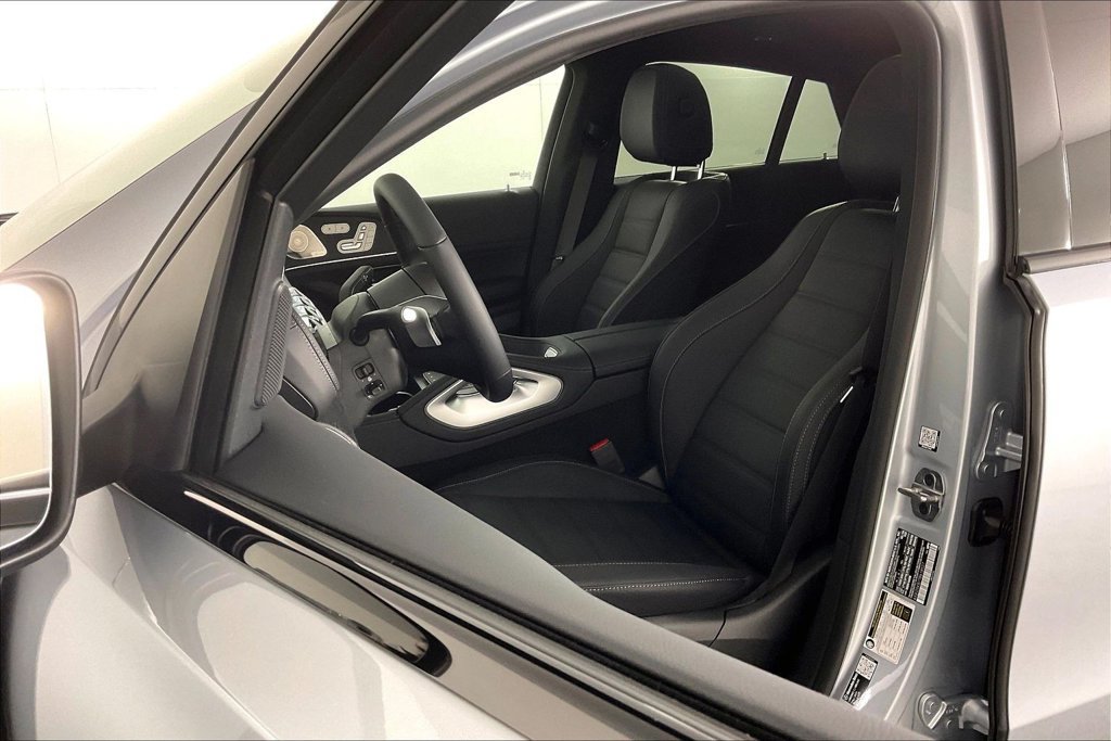 New 2026 Mercedes-Benz GLE 450 4MATIC Coupe image 9