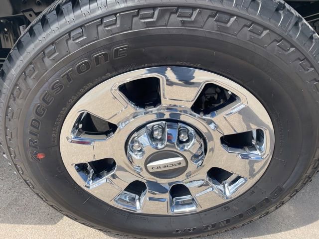 Used 2026 Ford F250 Lariat w/ Lariat Premium Package AWD/4WD image 8