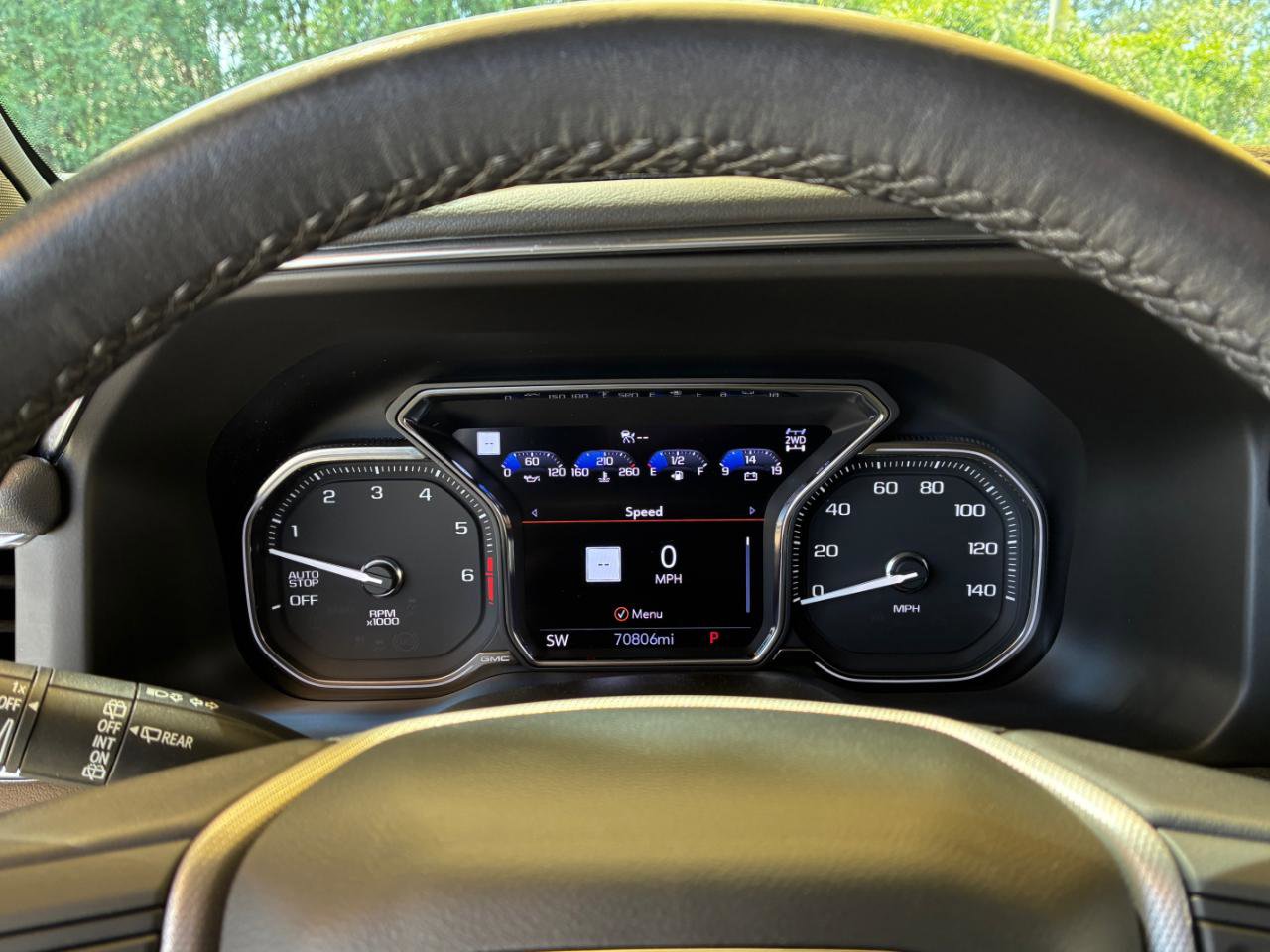 Used 2021 GMC Yukon XL Denali w/ Denali Premium Package image 19