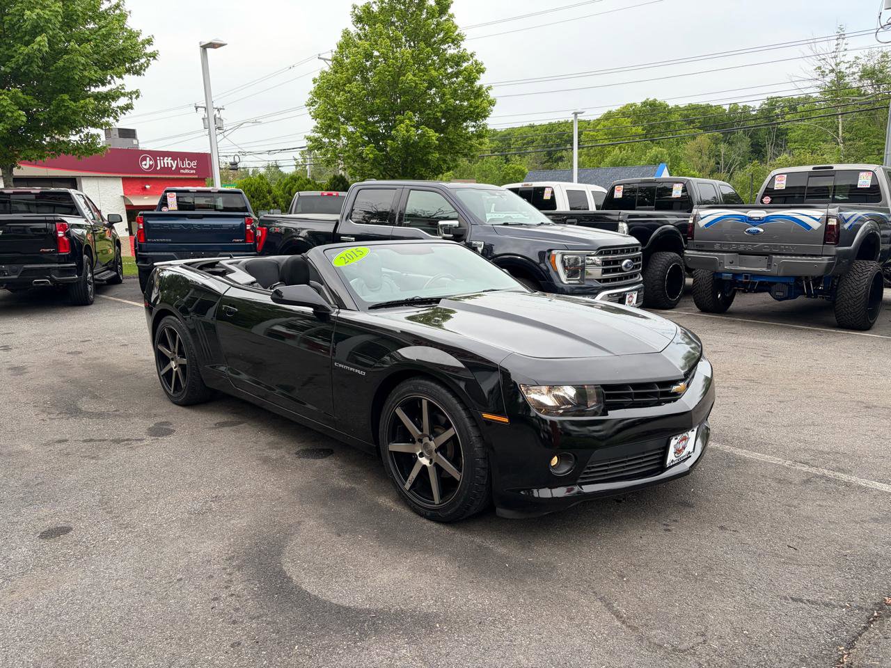 Used 2015 Chevrolet Camaro LT RWD image 4