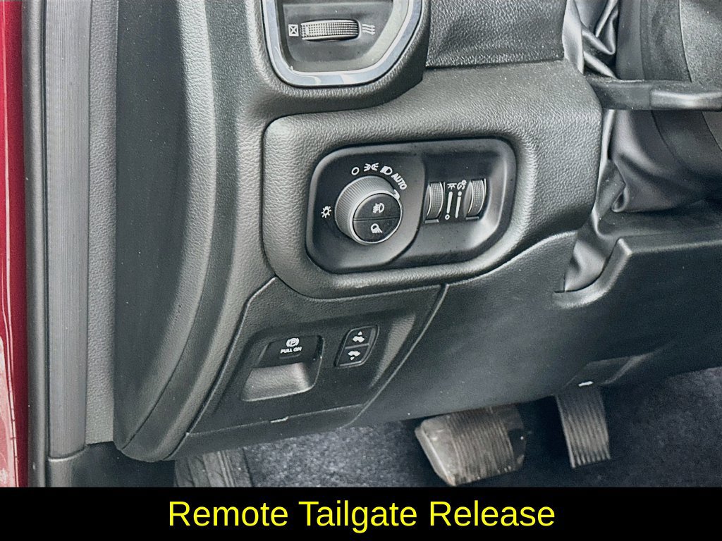 Used 2025 RAM 1500 Laramie w/ Sport Appearance Package AWD/4WD image 15