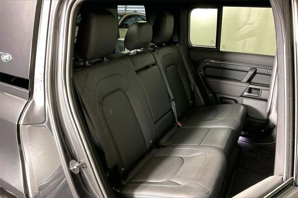 Used 2023 Land Rover Defender 110 V8 image 26