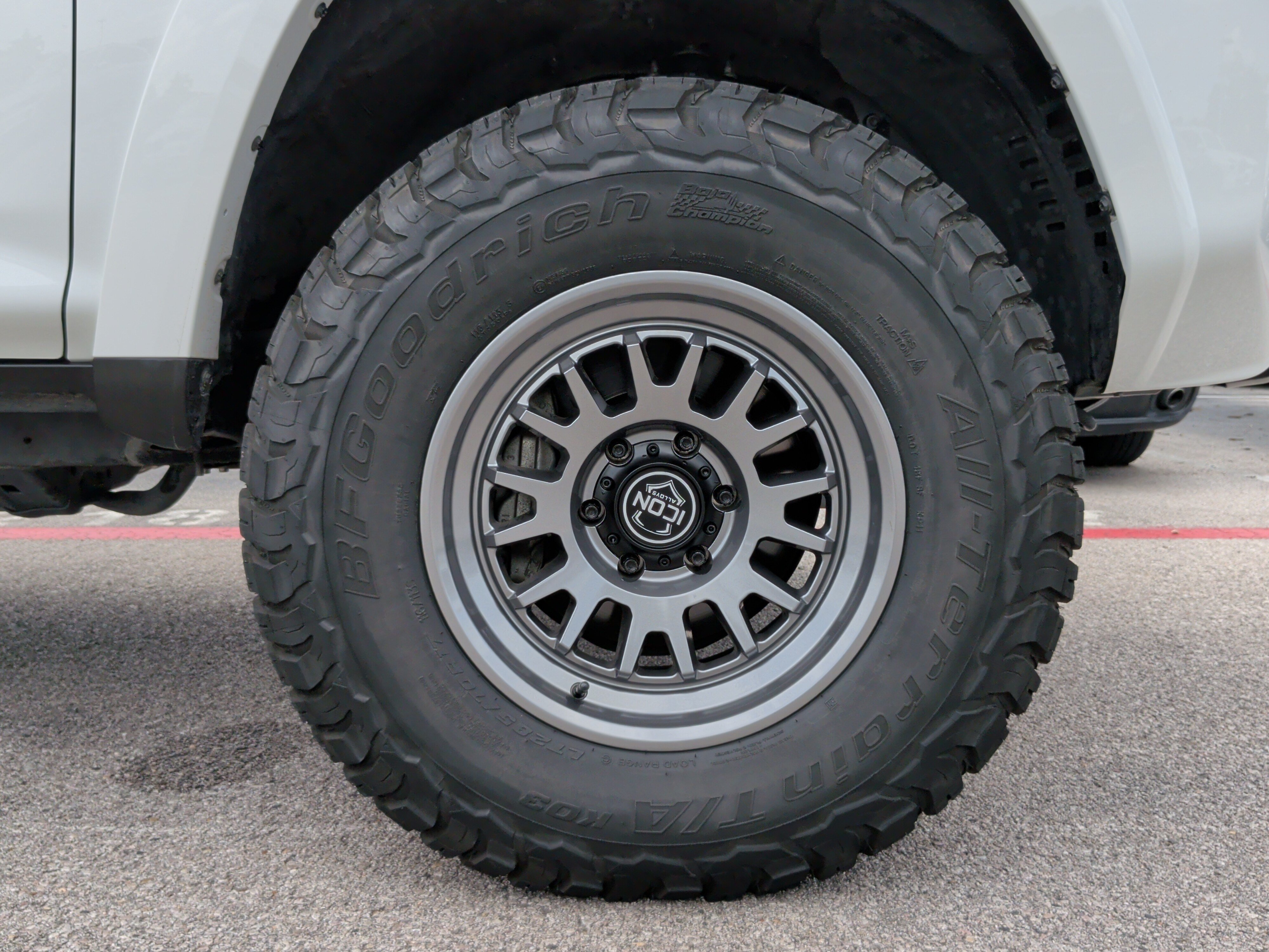 Used 2023 Toyota 4Runner TRD Pro AWD/4WD image 14