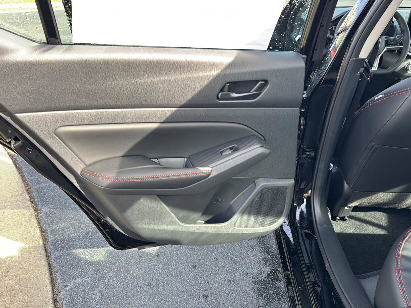 New 2026 Nissan Altima 2.5 SR w/ SR Midnight Edition Package image 15