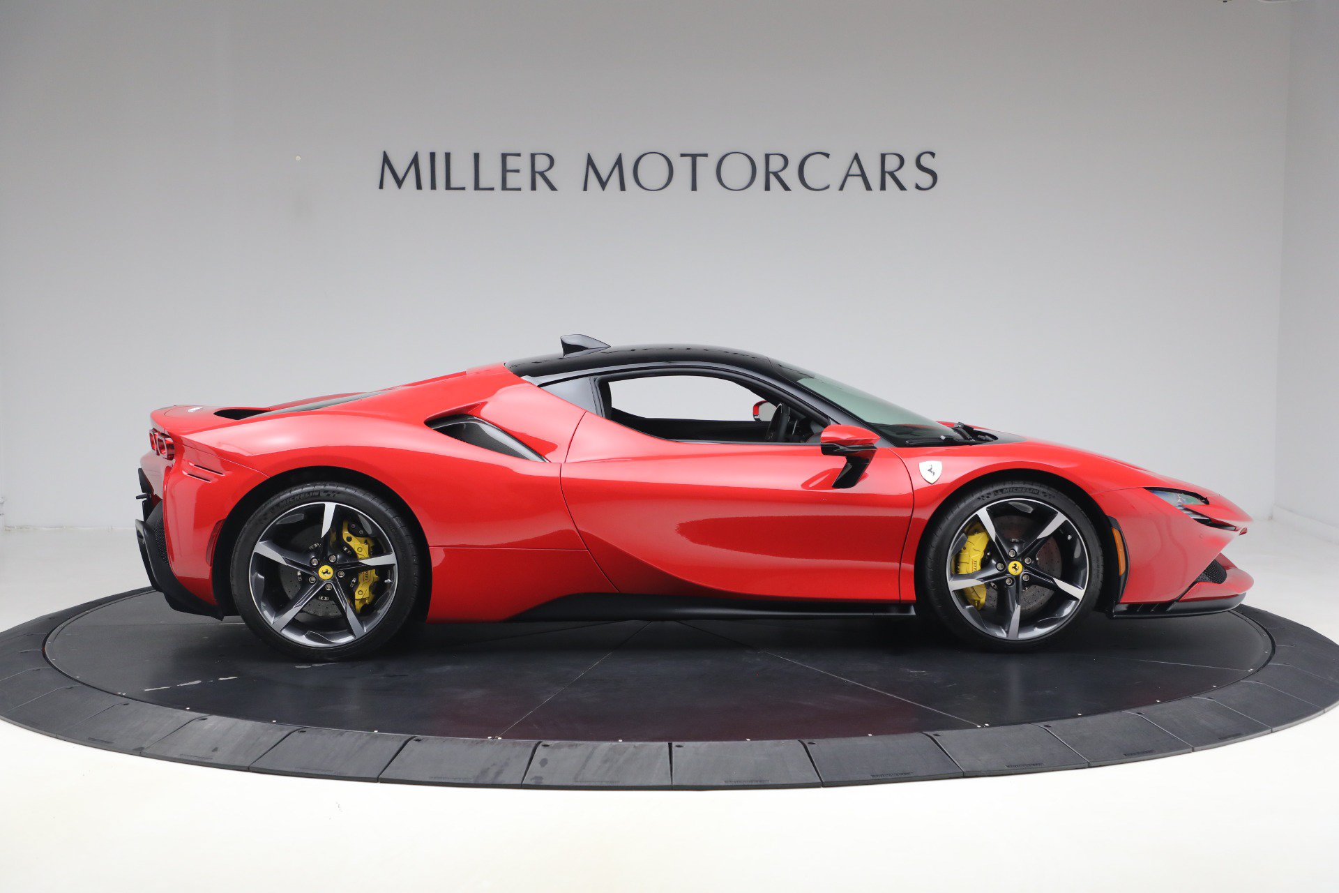 Used 2023 Ferrari SF90 Stradale AWD/4WD image 10