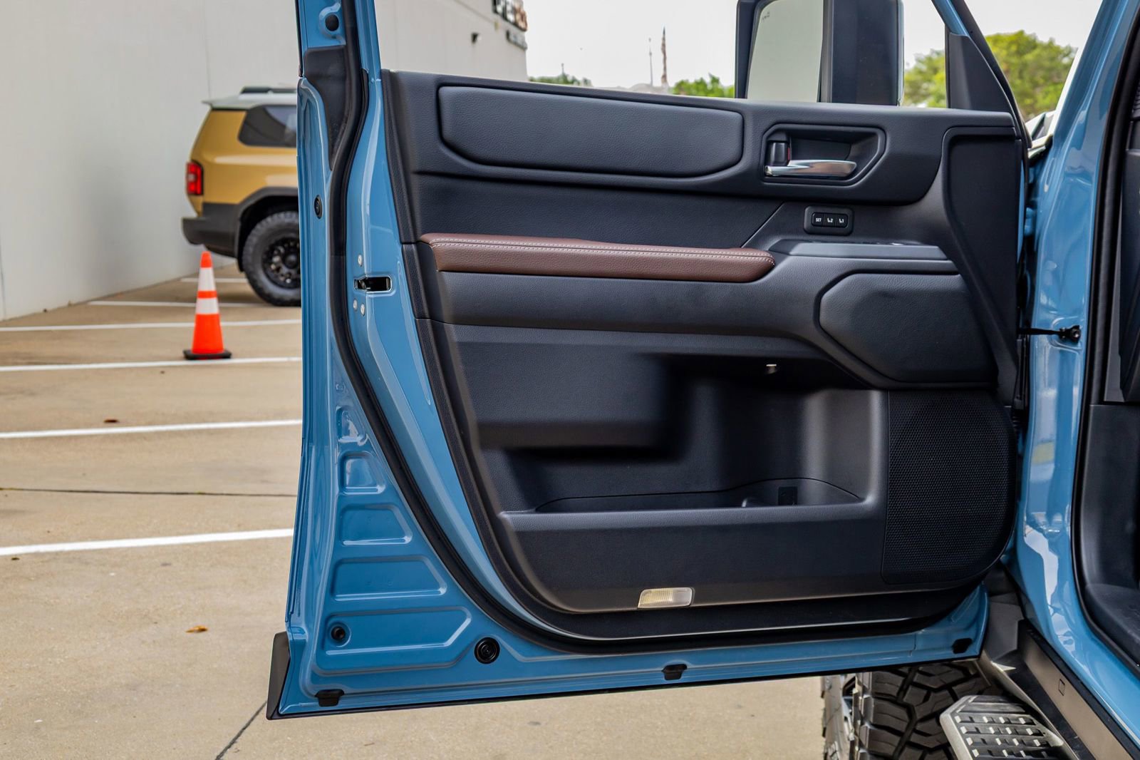 Used 2026 Toyota Land Cruiser w/ Premium Package AWD/4WD image 35