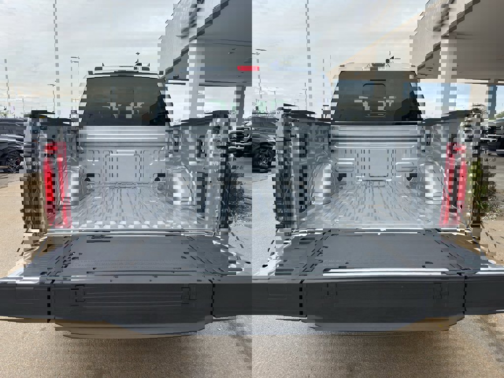 New 2025 Ford F150 Lariat w/ Equipment Group 502A High image 9