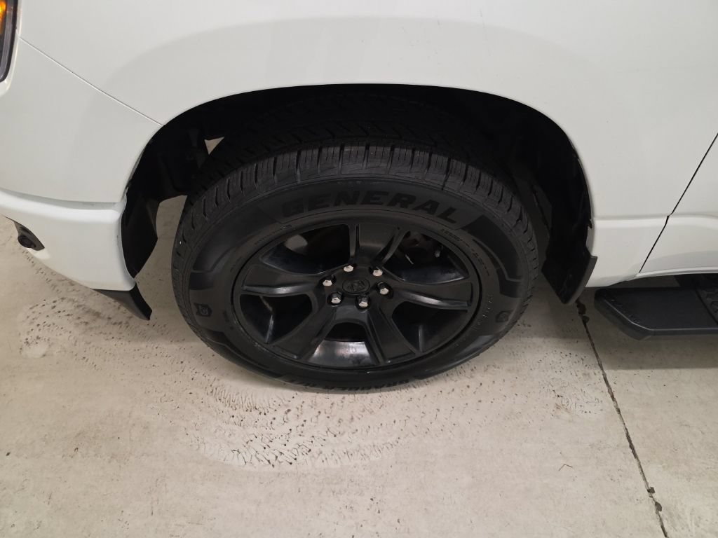 Used 2021 RAM 1500 Big Horn AWD/4WD image 2