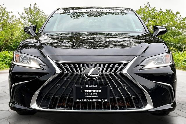 Certified 2024 Lexus ES 250 w/ Premium Package AWD/4WD image 2