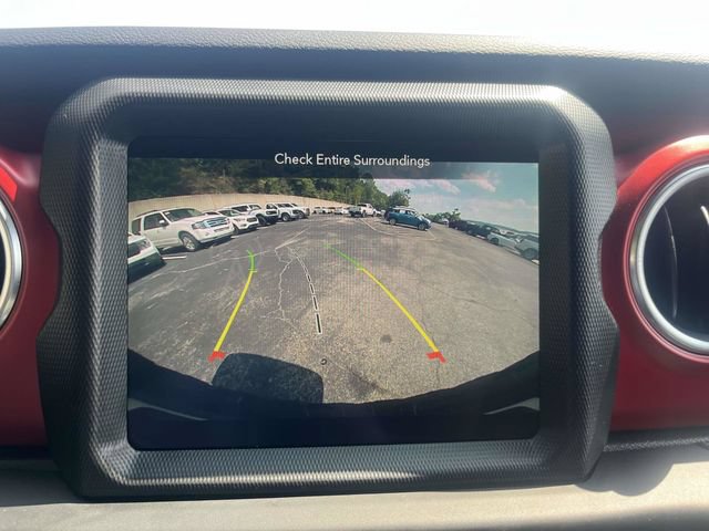 Used 2023 Jeep Wrangler Unlimited Rubicon w/ LED Lighting Group AWD/4WD image 29