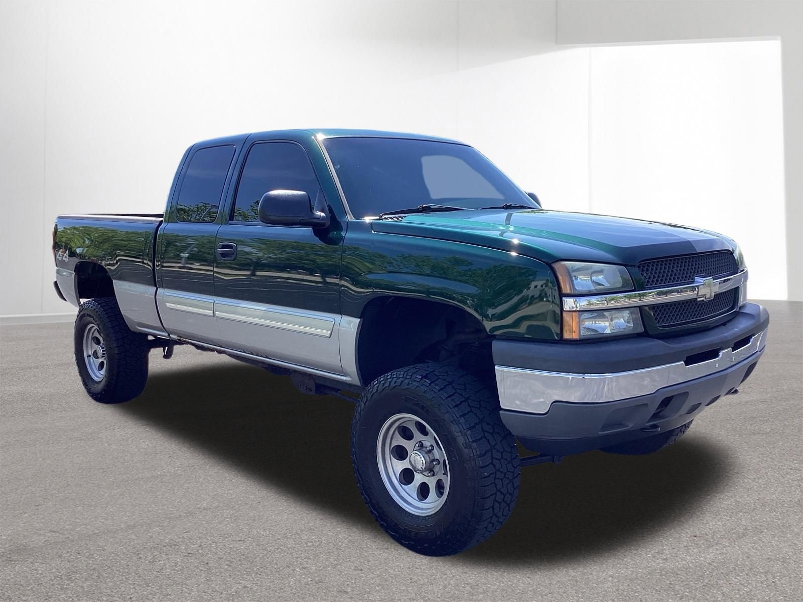 Used 2005 Chevrolet Silverado 1500 LS AWD/4WD image 6