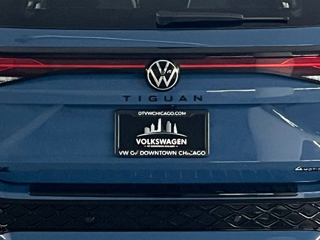 New 2026 Volkswagen Tiguan SE R-Line AWD/4WD image 38