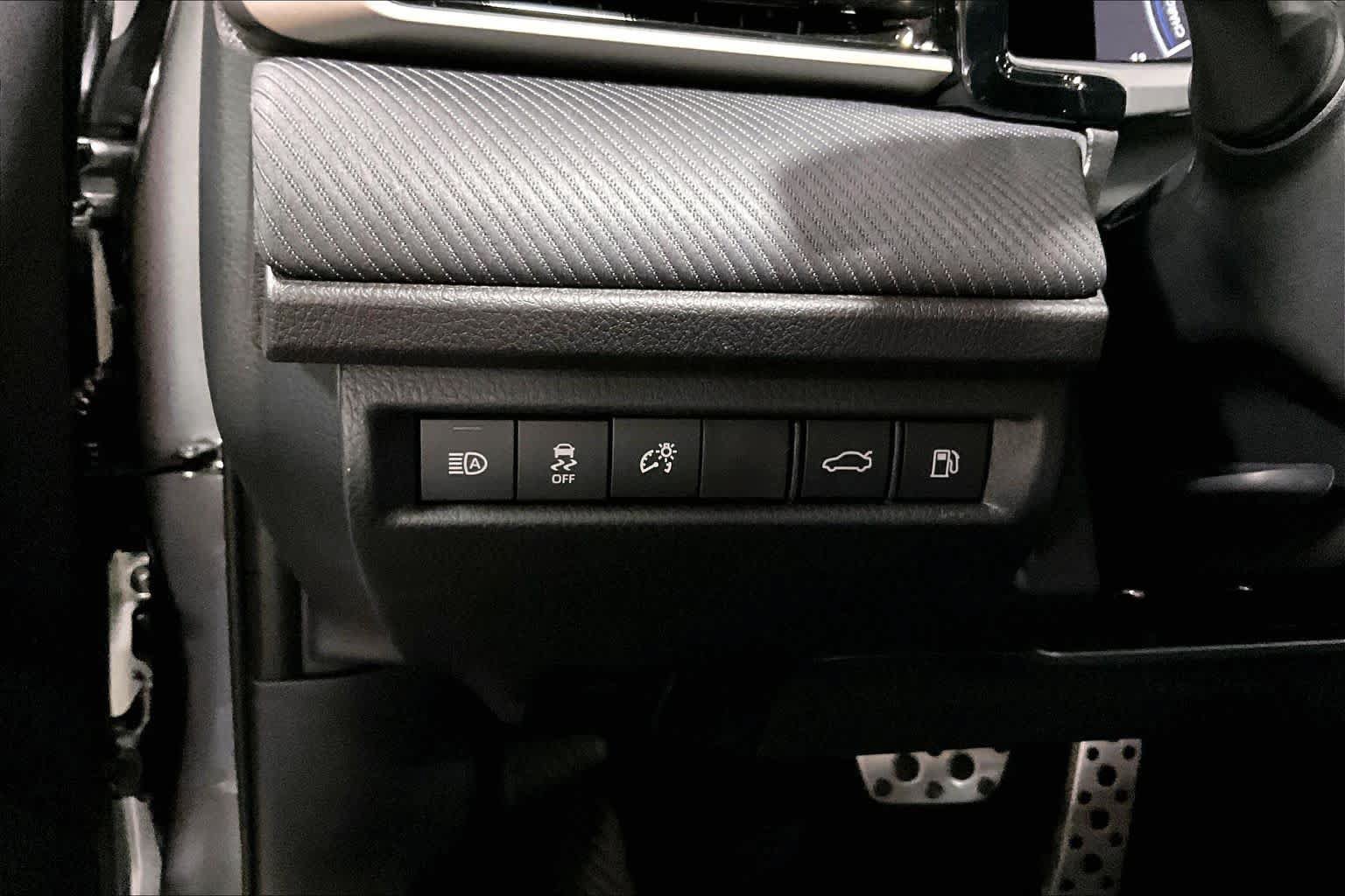 New 2026 Toyota Camry SE w/ Convenience Package FWD image 19