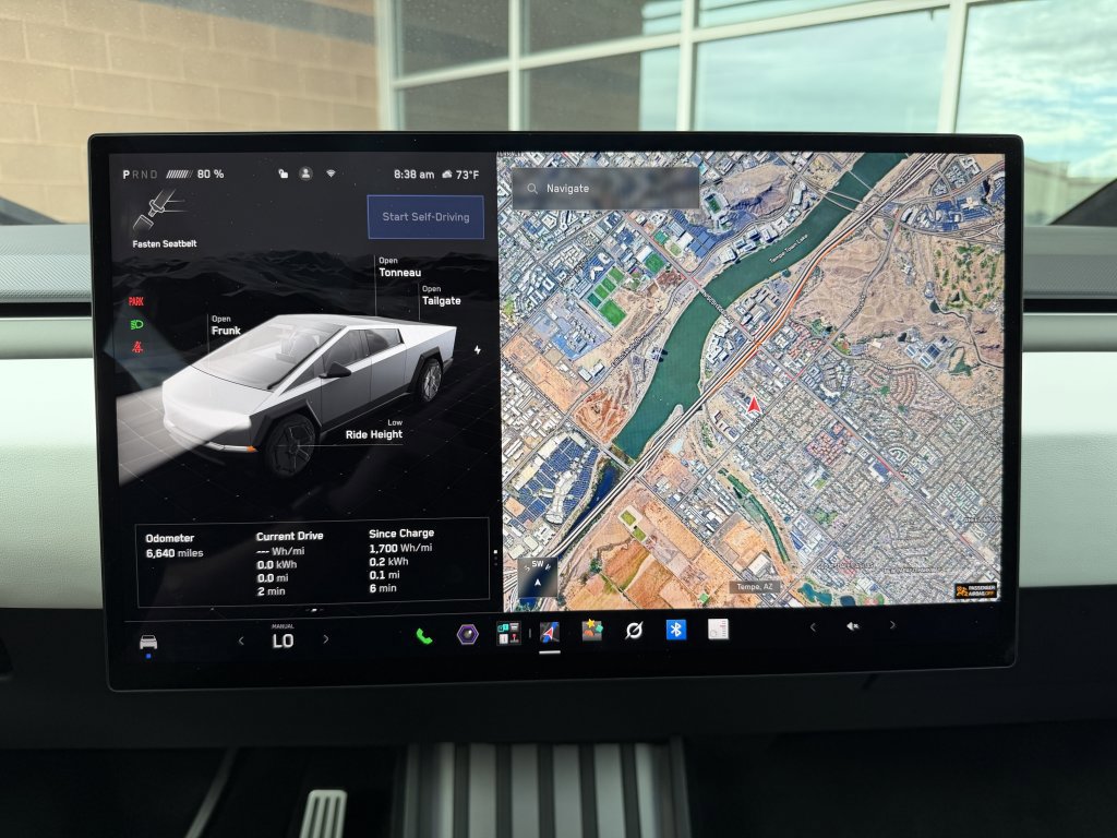 Used 2024 Tesla Cybertruck AWD Crew Cab image 30