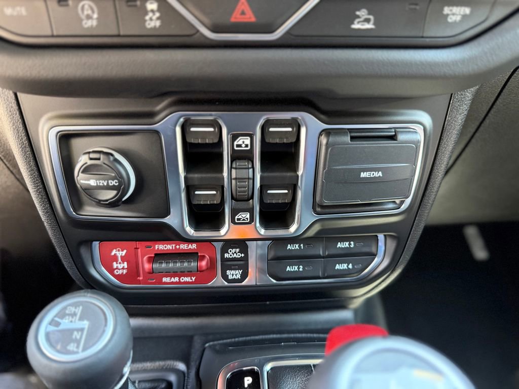 New 2026 Jeep Wrangler Unlimited Rubicon AWD/4WD image 15