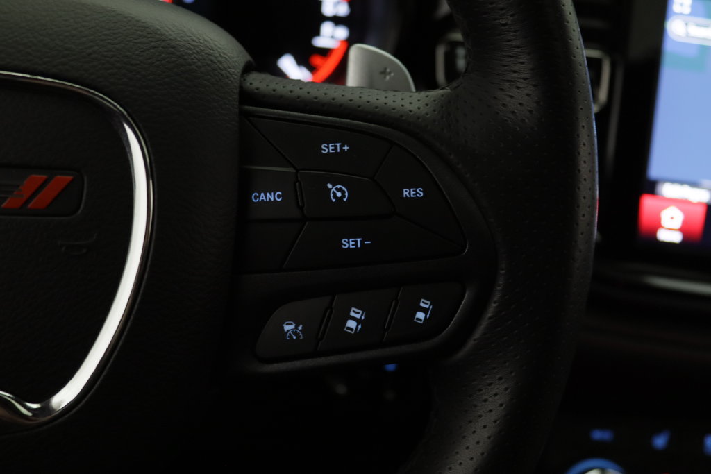 Used 2023 Dodge Durango R/T w/ Tow 'N Go Package AWD/4WD image 30