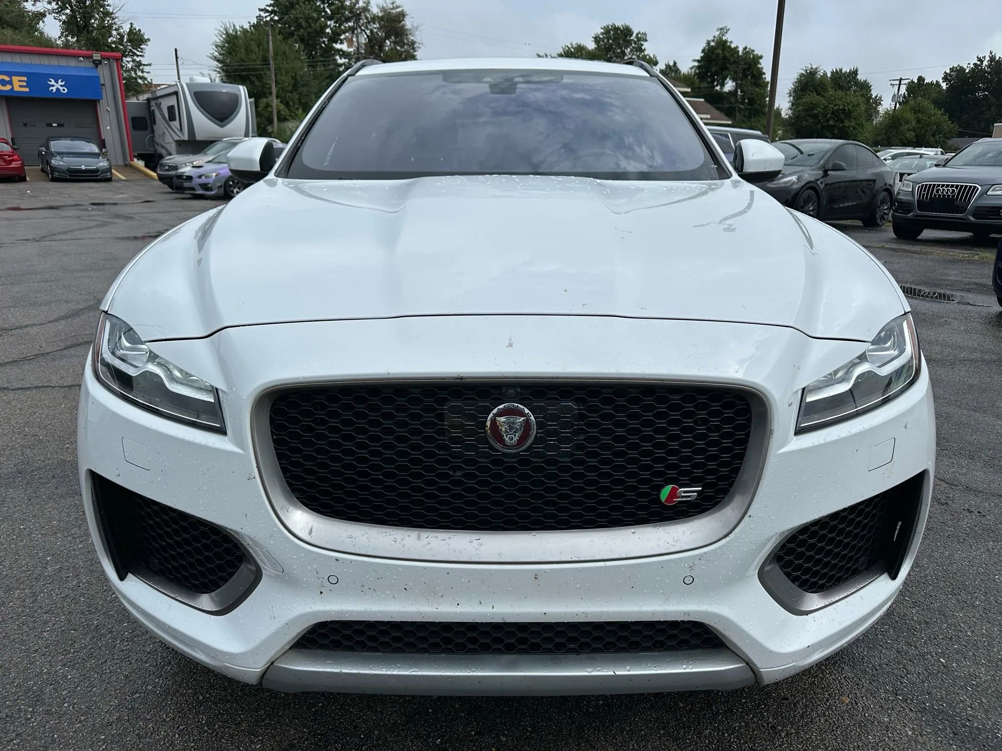 Used 2019 Jaguar F-PACE S image 27