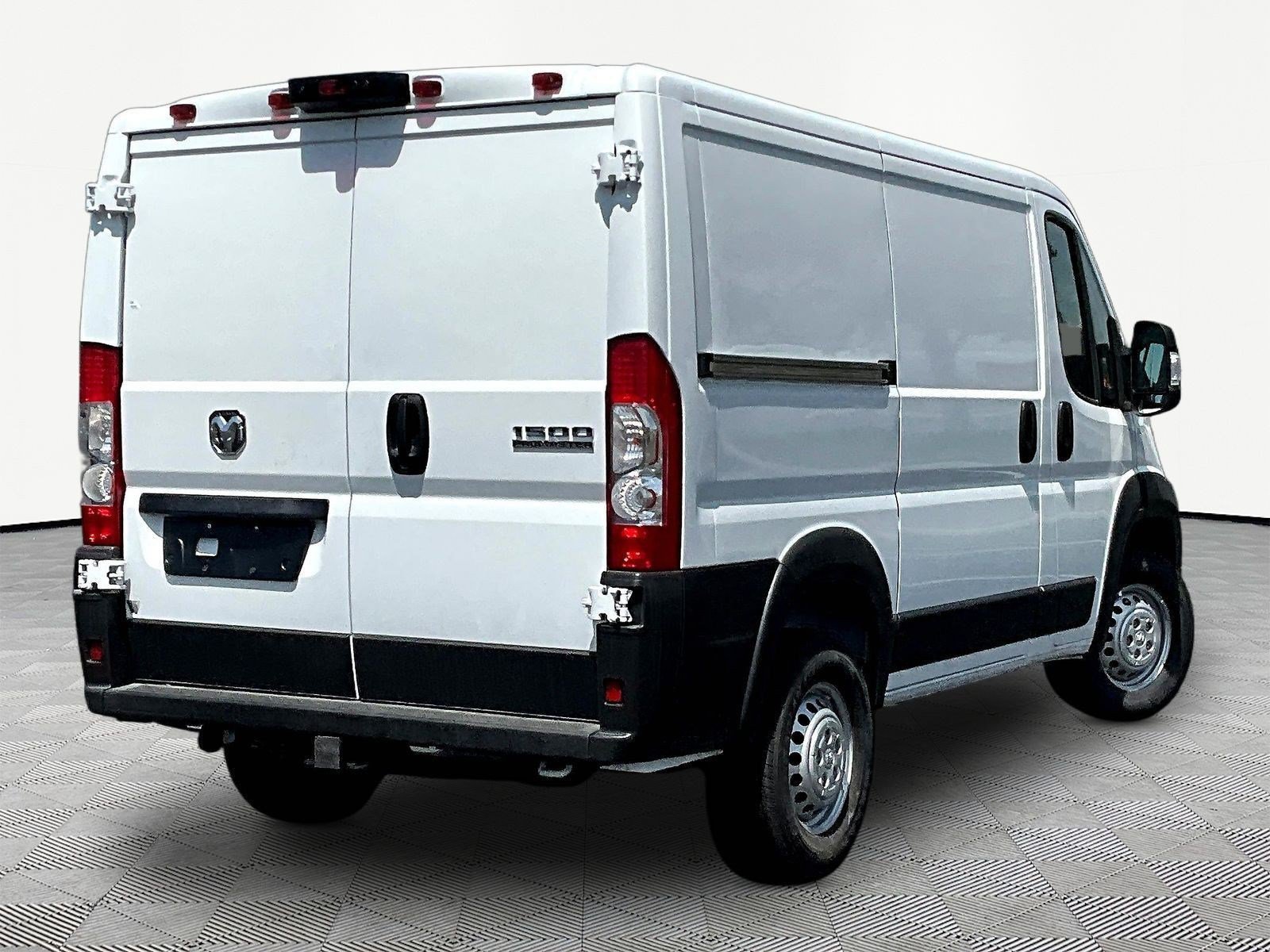 New 2026 RAM ProMaster 1500 w/ Convenience Group FWD image 7