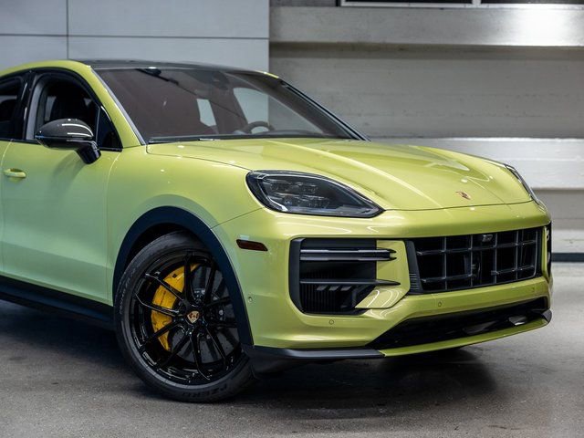 Certified 2024 Porsche Cayenne Turbo GT image 17