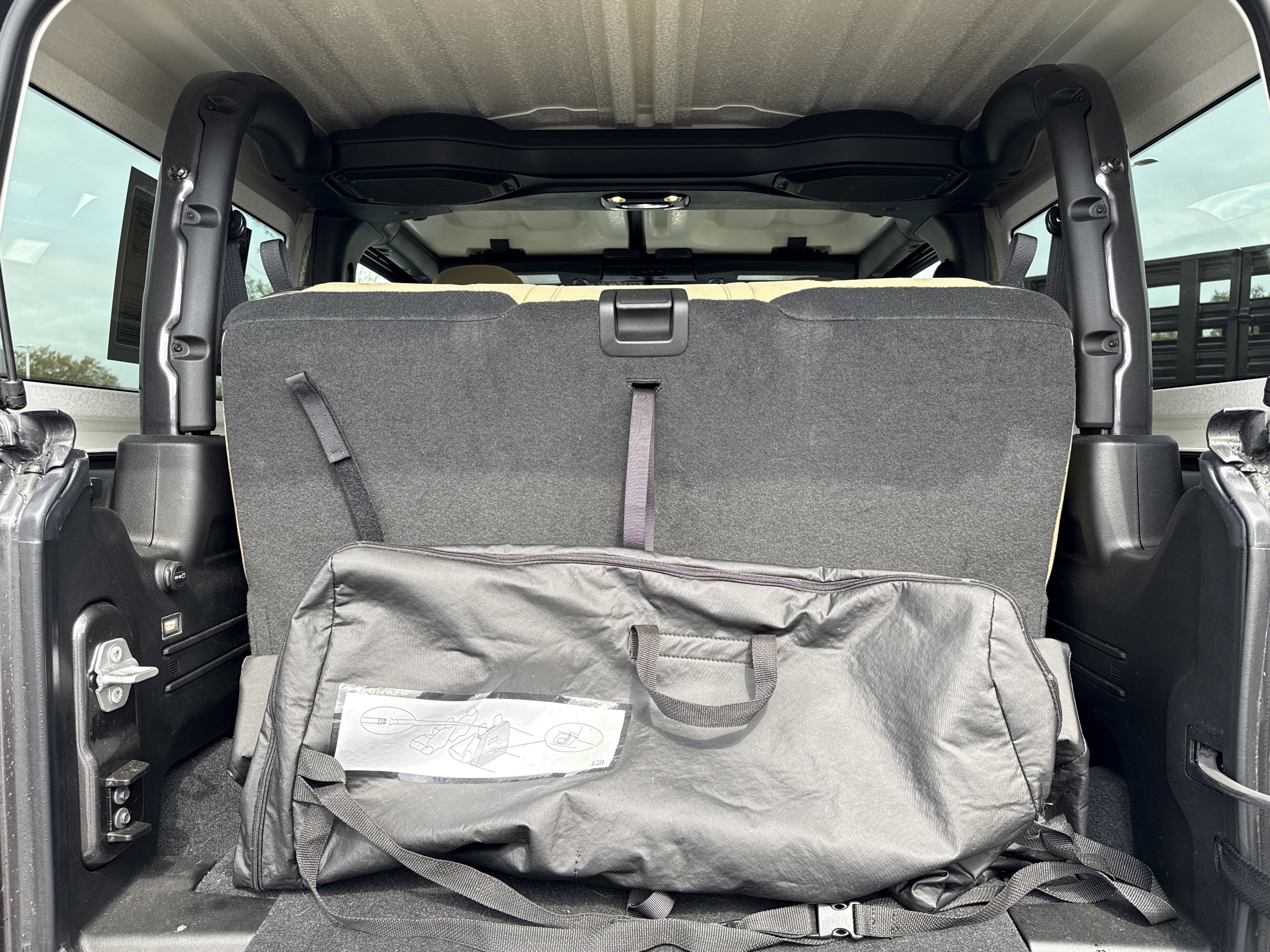 Used 2022 Jeep Wrangler Sport S image 41