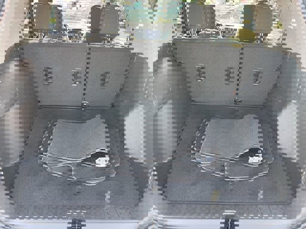 Used 2022 GMC Terrain SLE w/ Driver Convenience Package image 42