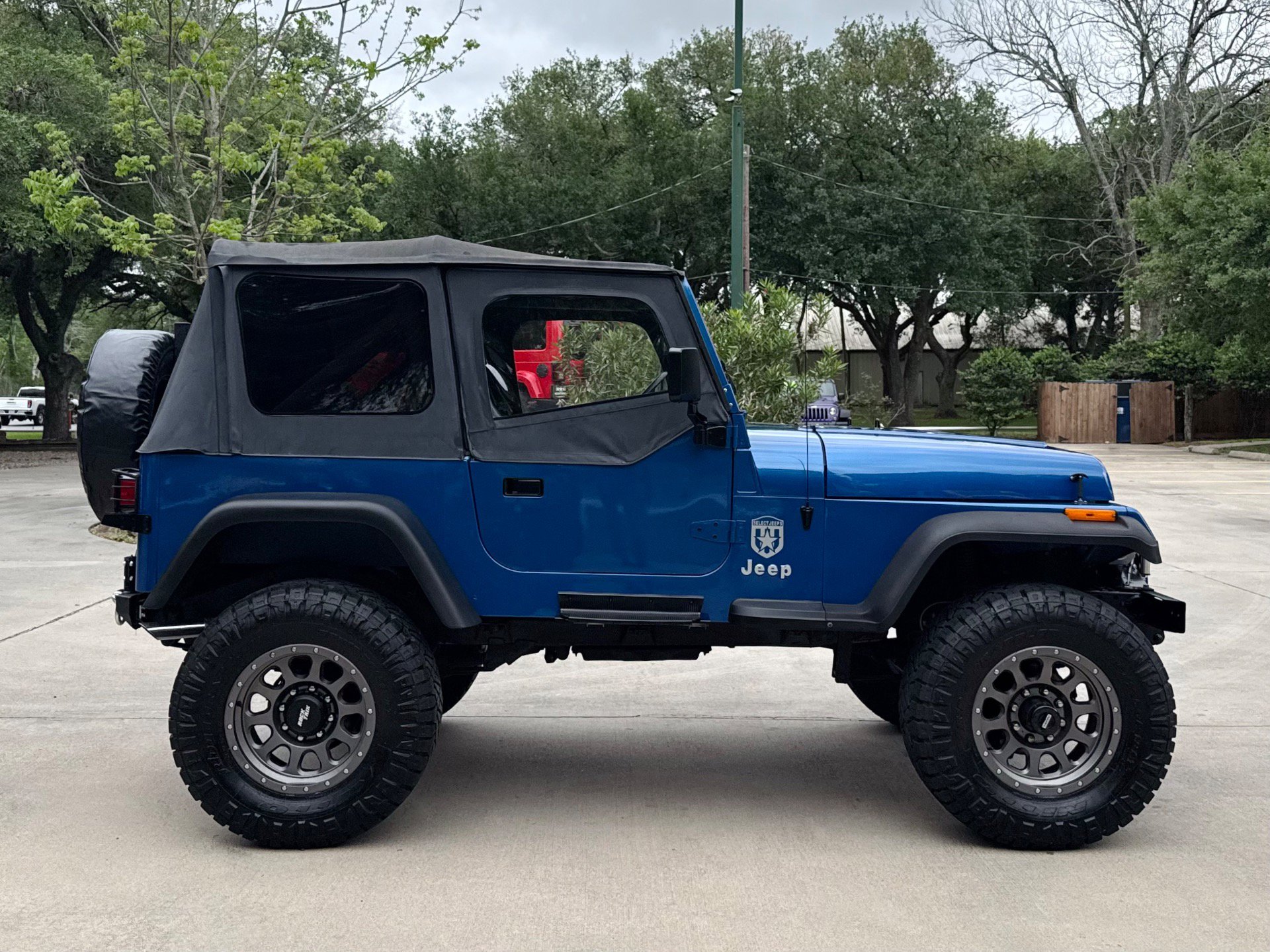 Used 1991 Jeep Wrangler Islander AWD/4WD image 15
