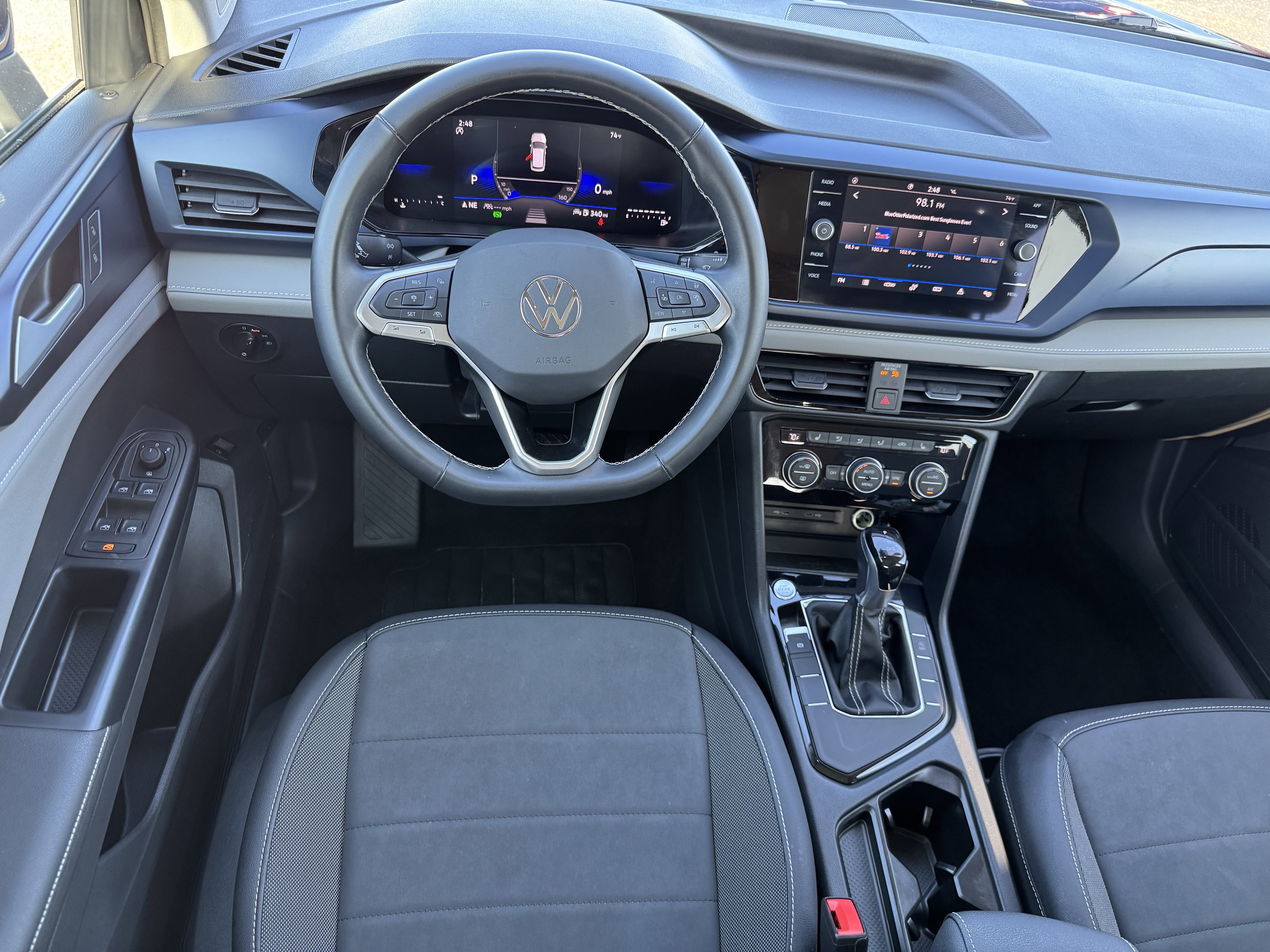 Used 2024 Volkswagen Taos SE image 7