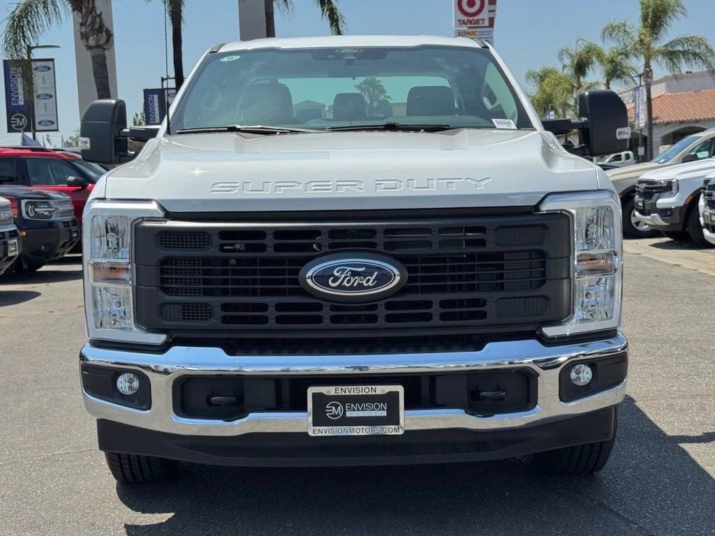 New 2026 Ford F250 XL w/ XL Chrome Package image 3