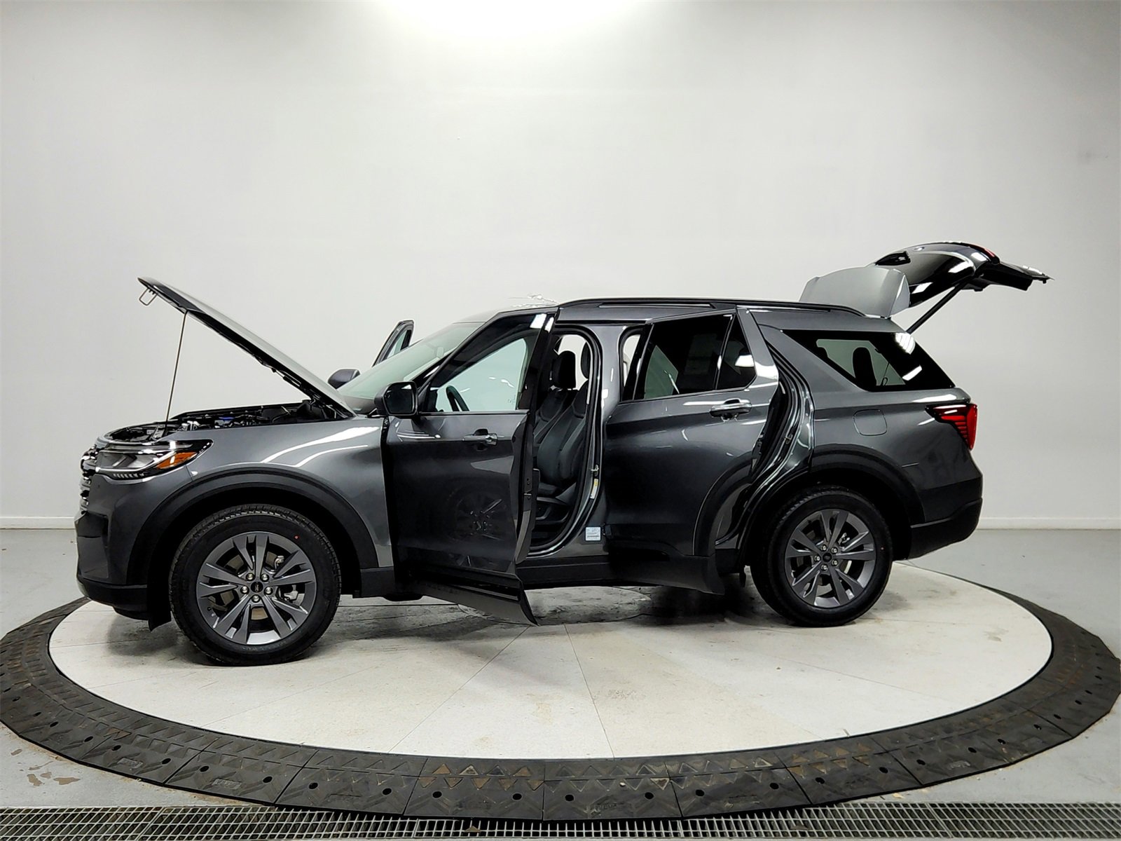 New 2026 Ford Explorer Active image 12