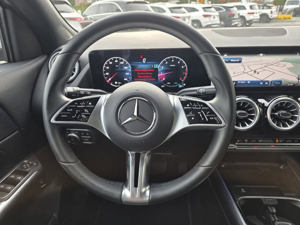 Certified 2025 Mercedes-Benz GLA 250 4MATIC image 15