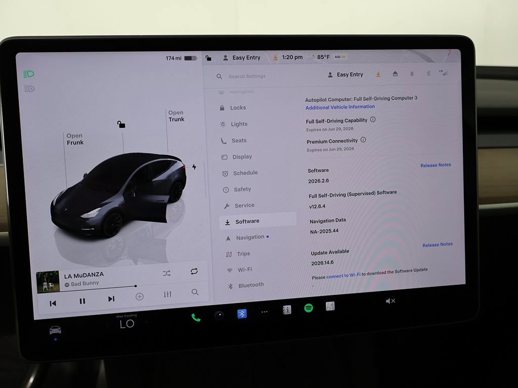 Used 2023 Tesla Model Y Long Range AWD/4WD image 44