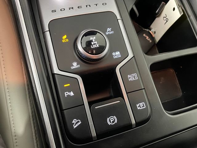 Certified 2023 Kia Sorento EX image 12