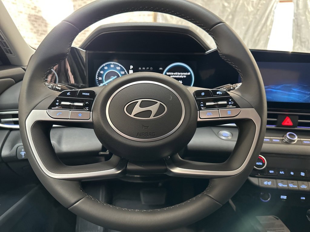 New 2026 Hyundai Elantra Limited image 16