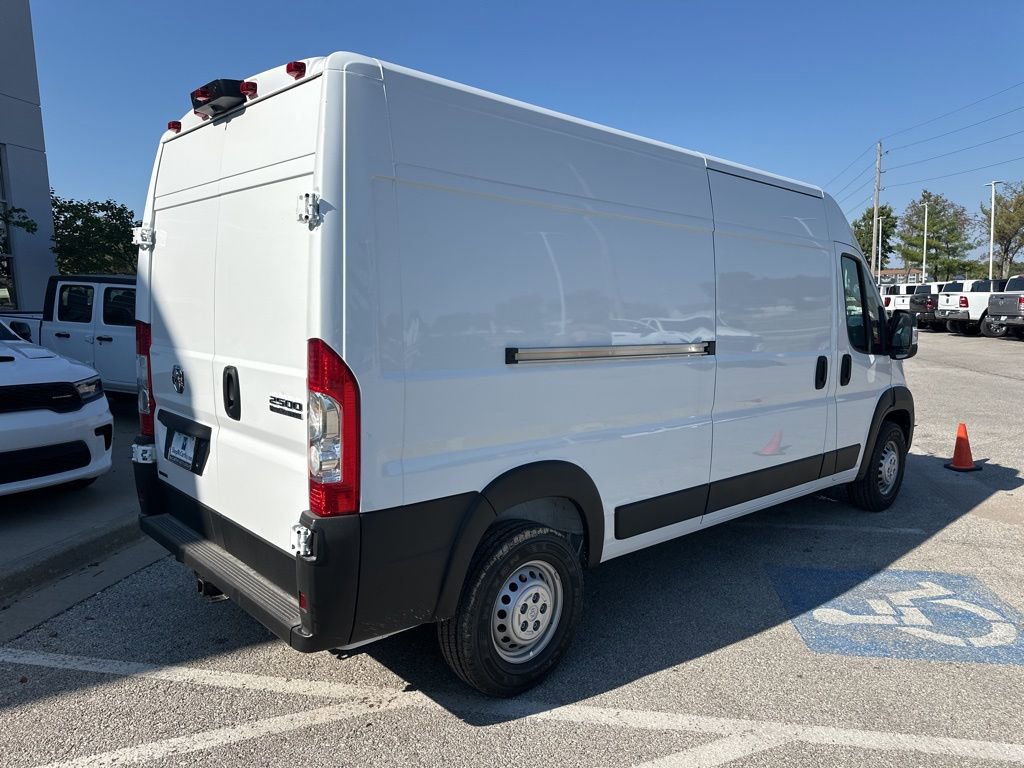 New 2026 RAM ProMaster 2500 w/ Convenience Group image 28