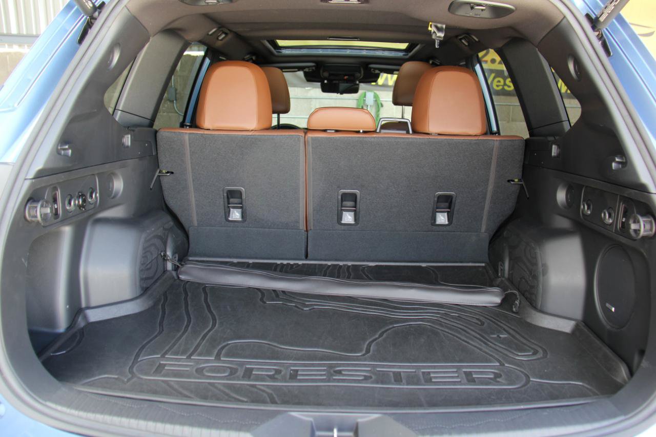 Used 2025 Subaru Forester Touring AWD/4WD image 27