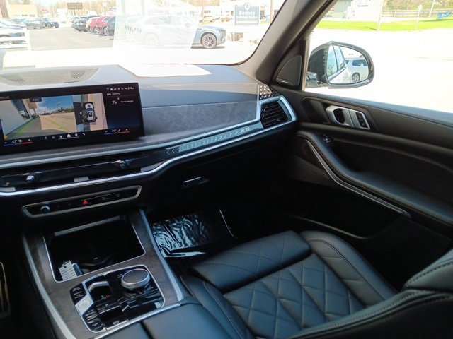 Certified 2025 BMW X5 xDrive40i w/ M Sport Package image 15