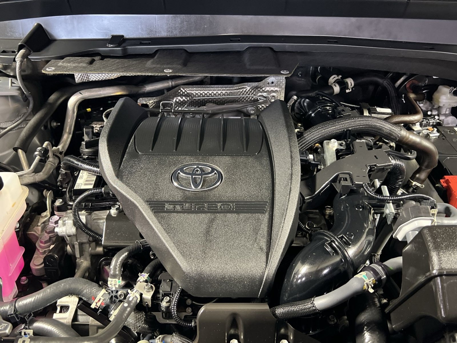 Used 2025 Toyota Grand Highlander AWD image 30