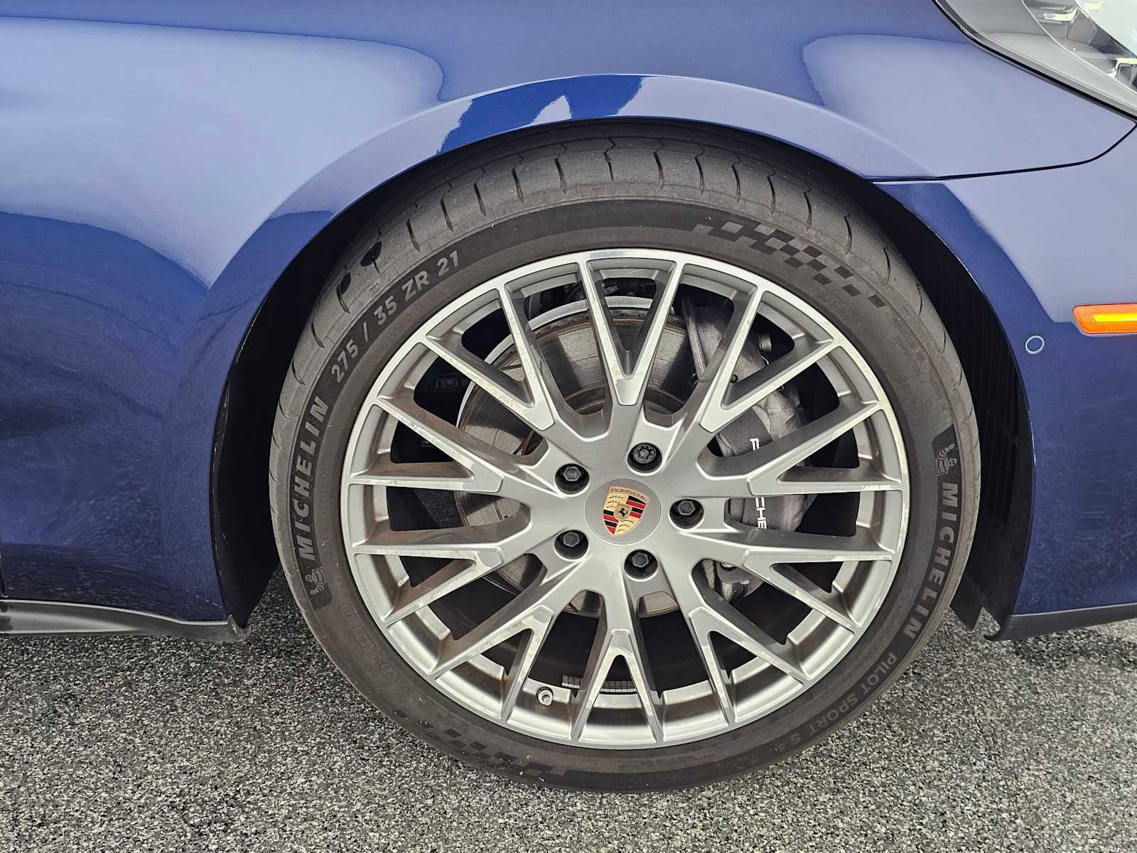 Used 2024 Porsche Panamera 4 image 18