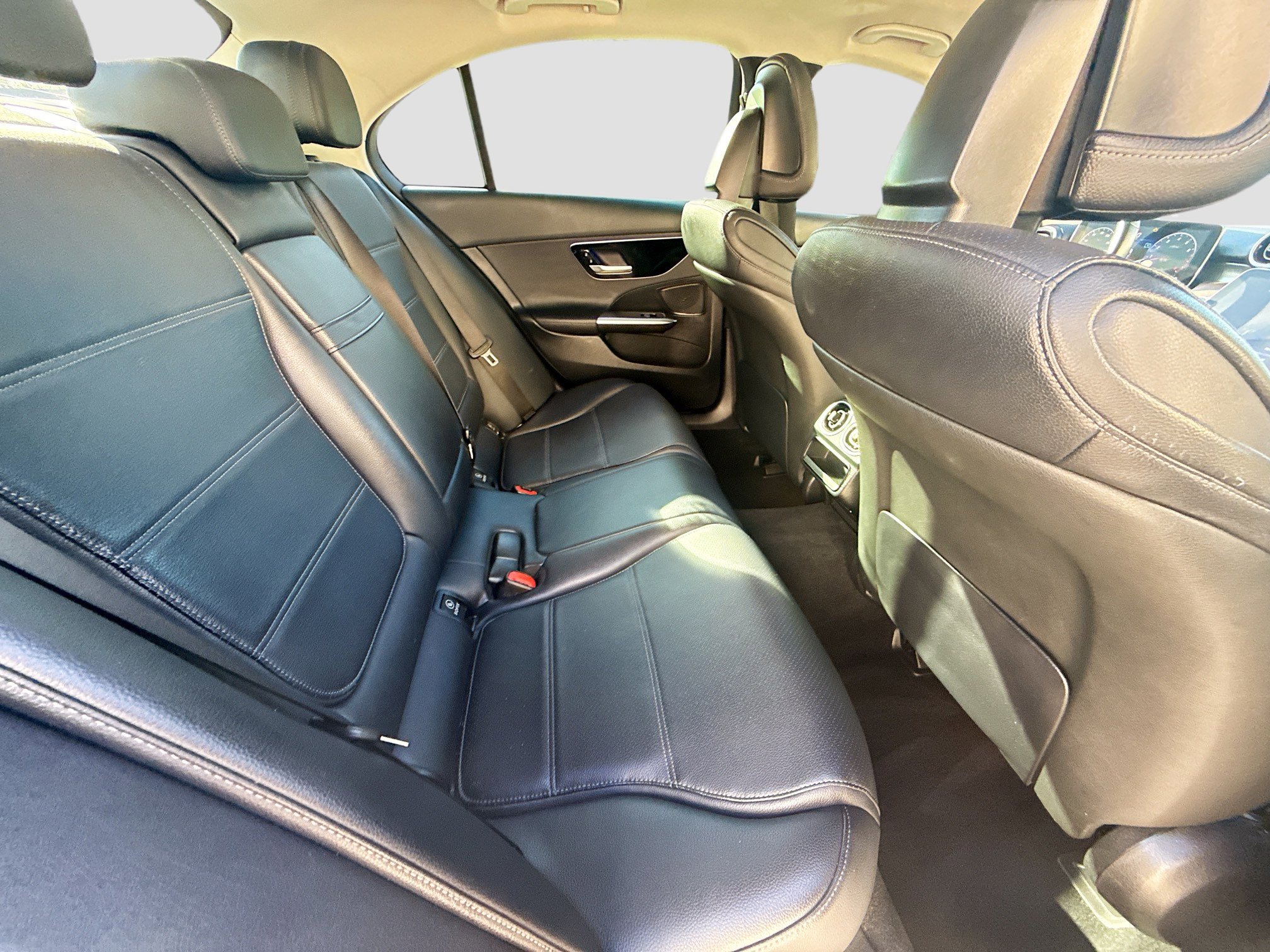 Used 2022 Mercedes-Benz C 300 Sedan image 28