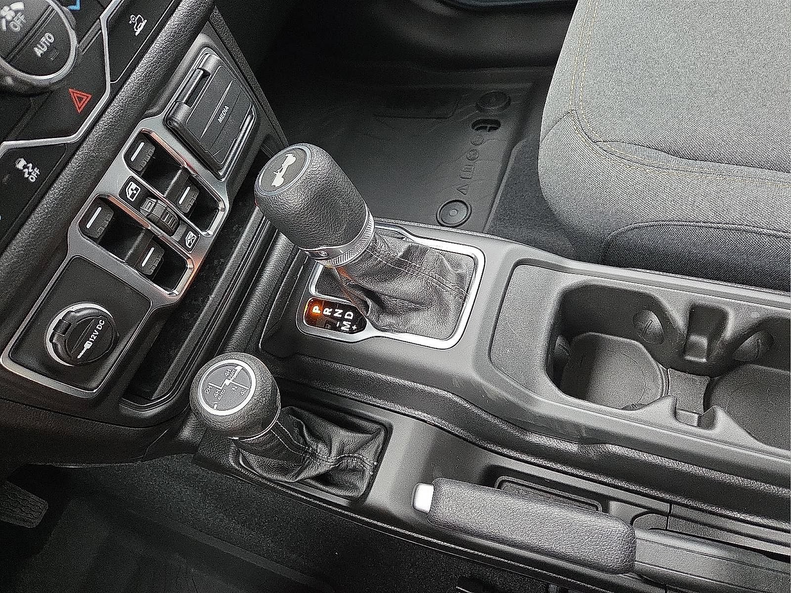 New 2025 Jeep Wrangler Unlimited Sport S 4xe w/ Convenience Group AWD/4WD image 25