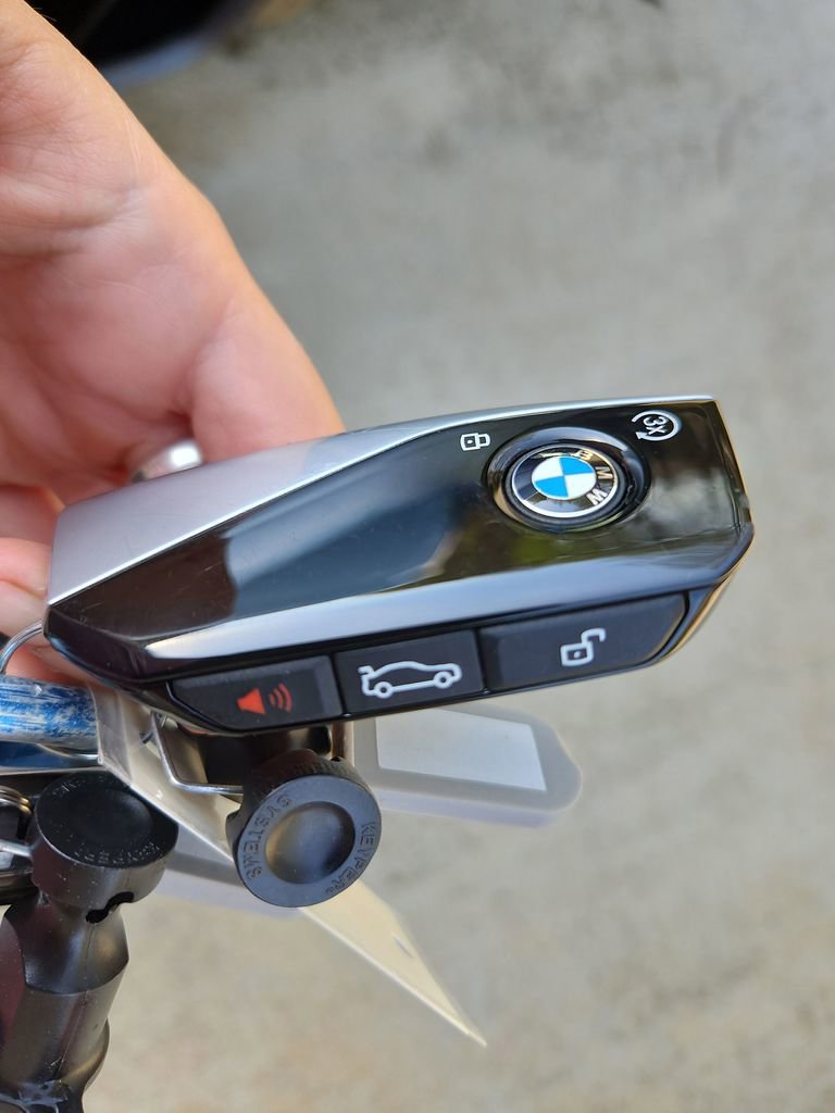 Used 2024 BMW 760i xDrive AWD/4WD image 43