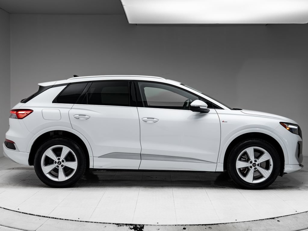 Used 2023 Audi Q4 e-tron Premium w/ Convenience Package AWD/4WD image 29