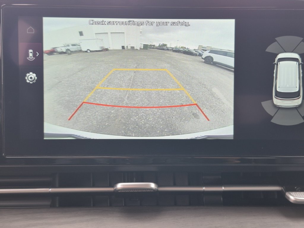 Certified 2024 Kia Carnival EX FWD image 23