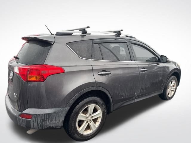 Used 2013 Toyota RAV4 XLE image 7