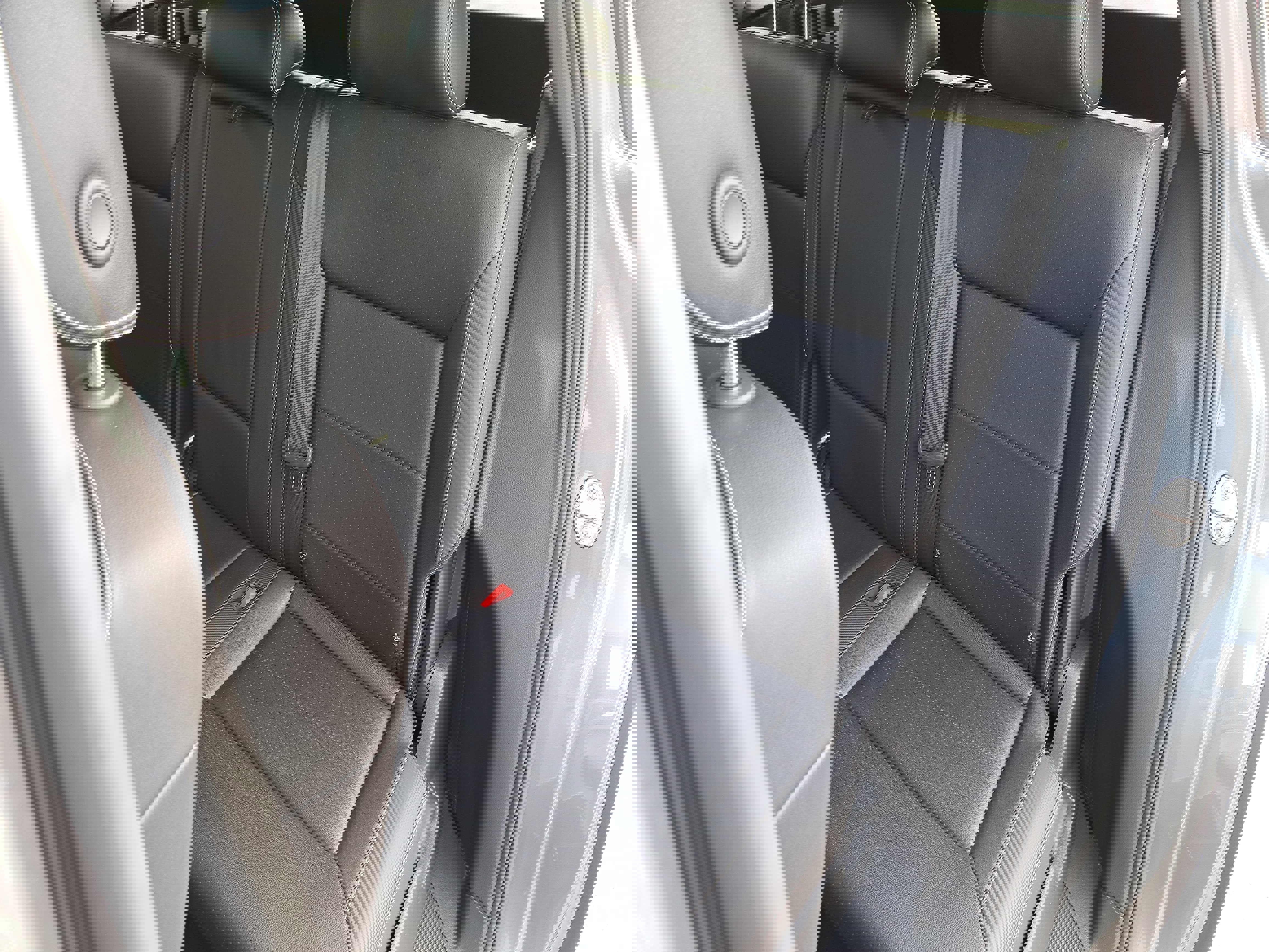 Certified 2023 Volkswagen Atlas Cross Sport SE w/ Panoramic Sunroof Package image 14