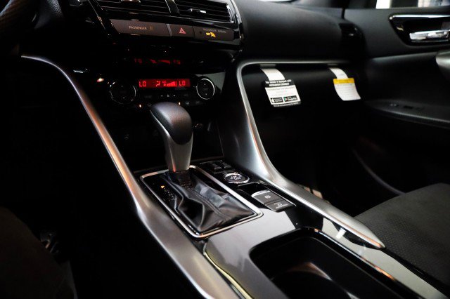 New 2025 Mitsubishi Eclipse Cross SE image 14