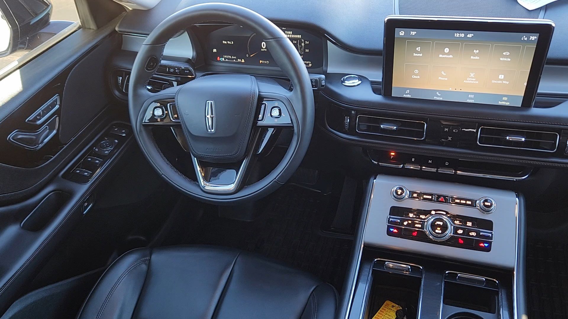 Used 2024 Lincoln Aviator AWD w/ Premium Package image 5