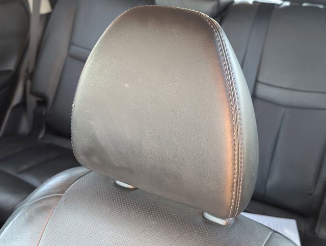 Used 2015 Nissan Rogue SL w/ SL Premium Package image 16