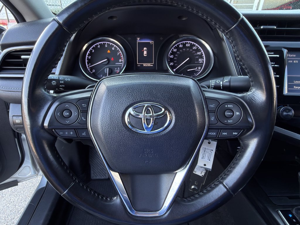 Used 2019 Toyota Camry SE w/ Carpet Mat Package FWD image 11